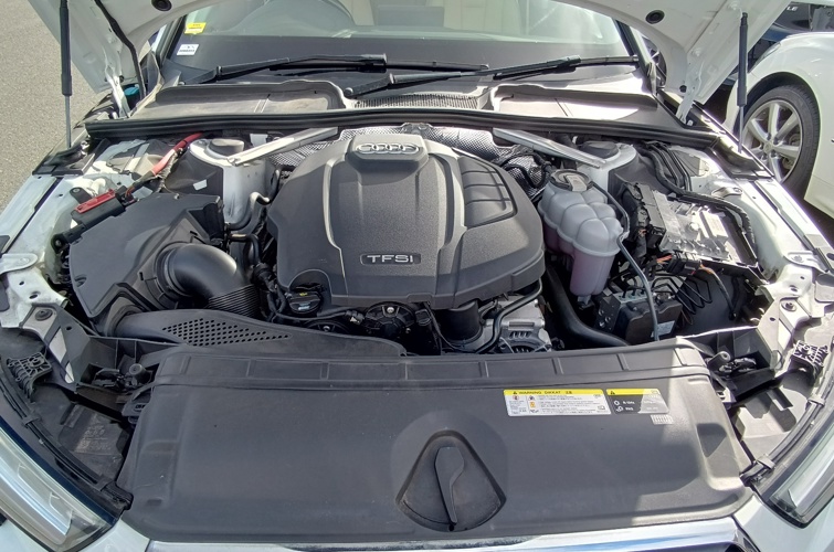 Audi A4 Avant Quattro 2016 2.0l TFSI - photo 8