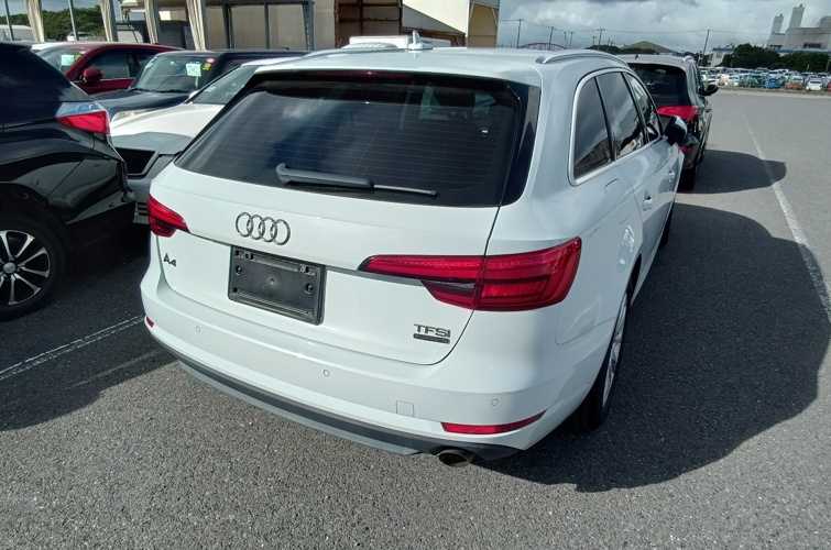 Audi A4 Avant Quattro 2016 2.0l TFSI - photo 11