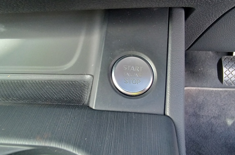 Audi A4 Avant Quattro 2016 2.0l TFSI - photo 18