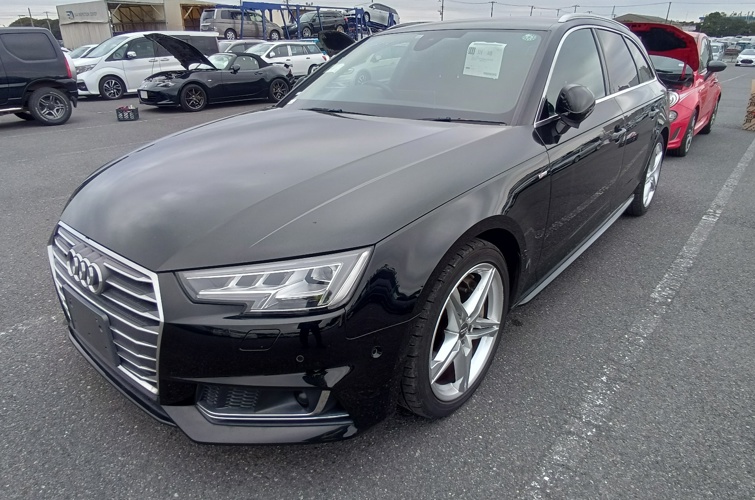 Audi A4 Avant 2016 2.0l TFSI S-Line - photo 2
