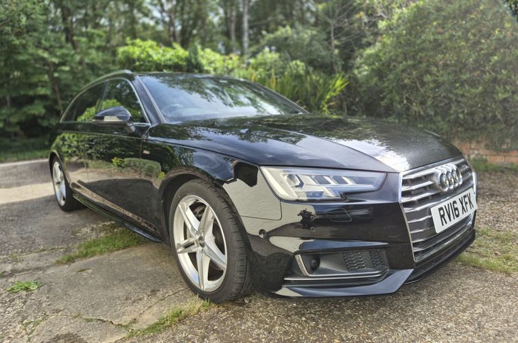 Audi A4 Avant 2017 2.0l TFSI S-Line - photo 3