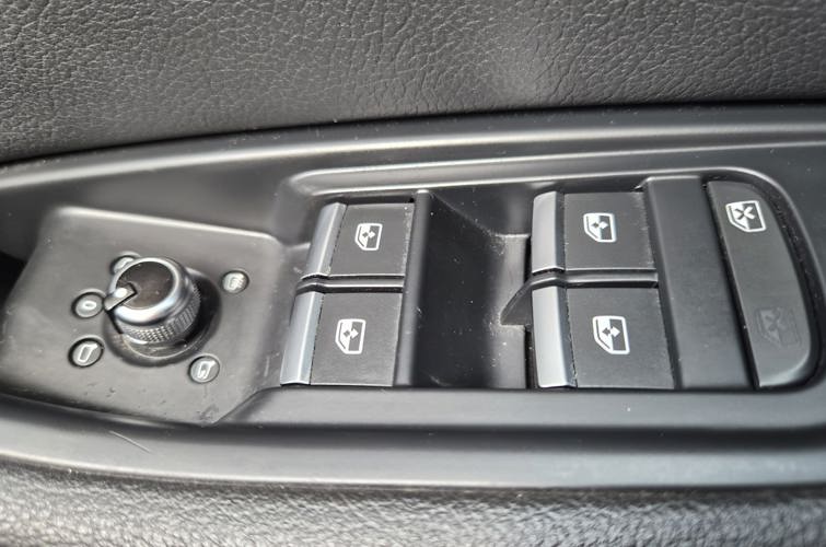 Audi A4 Avant 2018 2.0l TFSI - photo 11
