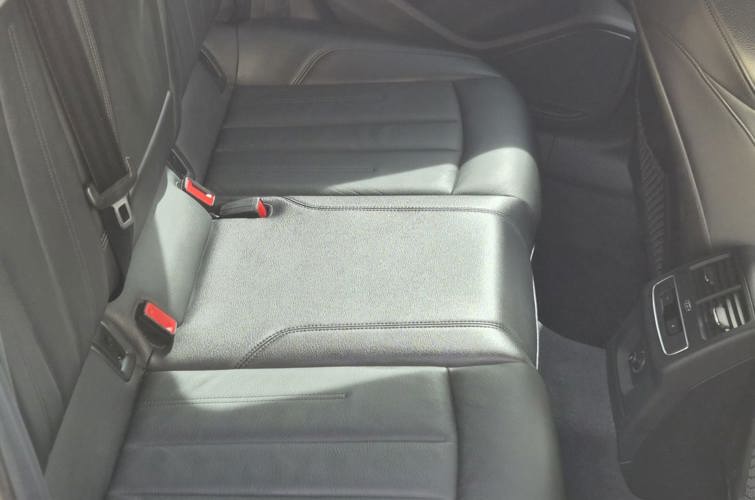 Audi A4 Avant 2018 2.0l TFSI - photo 26
