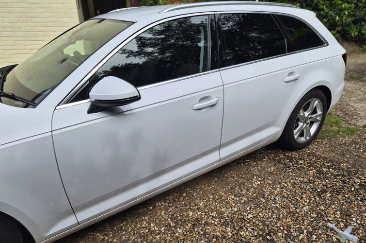 Audi A4 Avant 2018 2.0l TFSI - photo 6